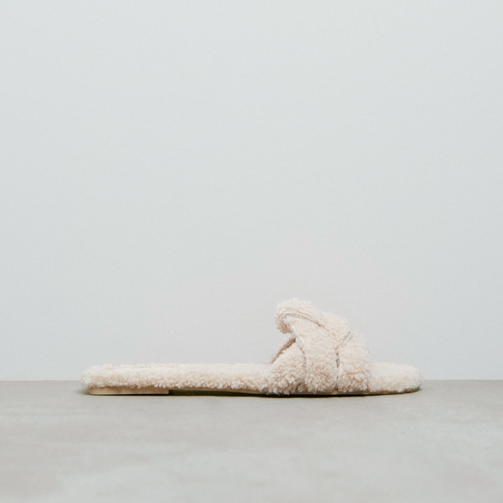 BNWT zara crossover Sherpa sandals